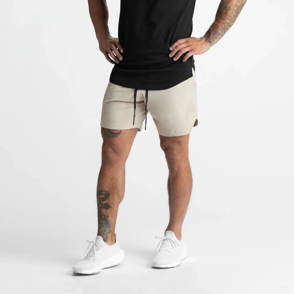 Stridecore ™ Schnell trocken gewebte Shorts