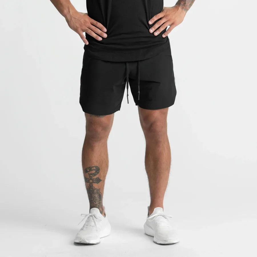 Stridecore ™ Schnell trocken gewebte Shorts